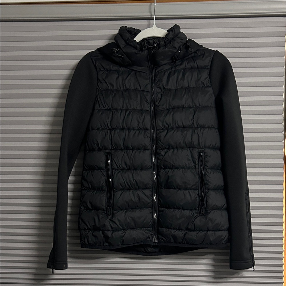 Zara Black Quilted Hooded Puffer Jacket